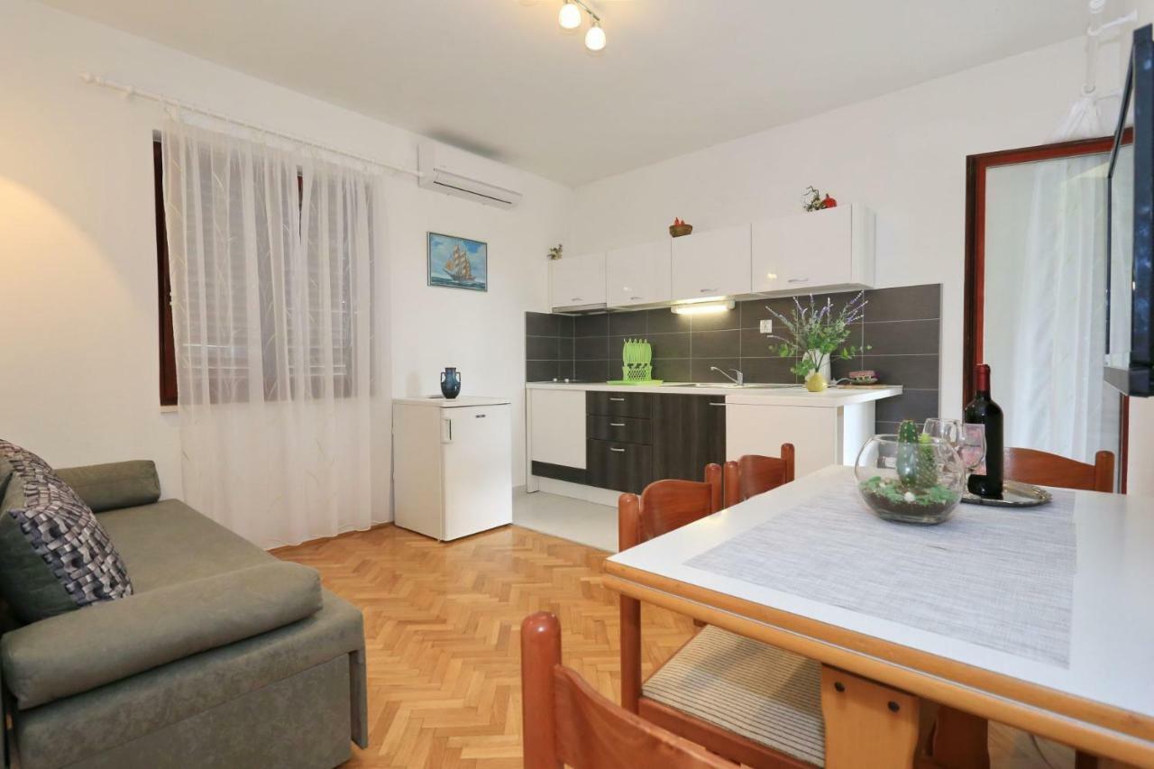 Apartments Romansa Zaton  Eksteriør bilde