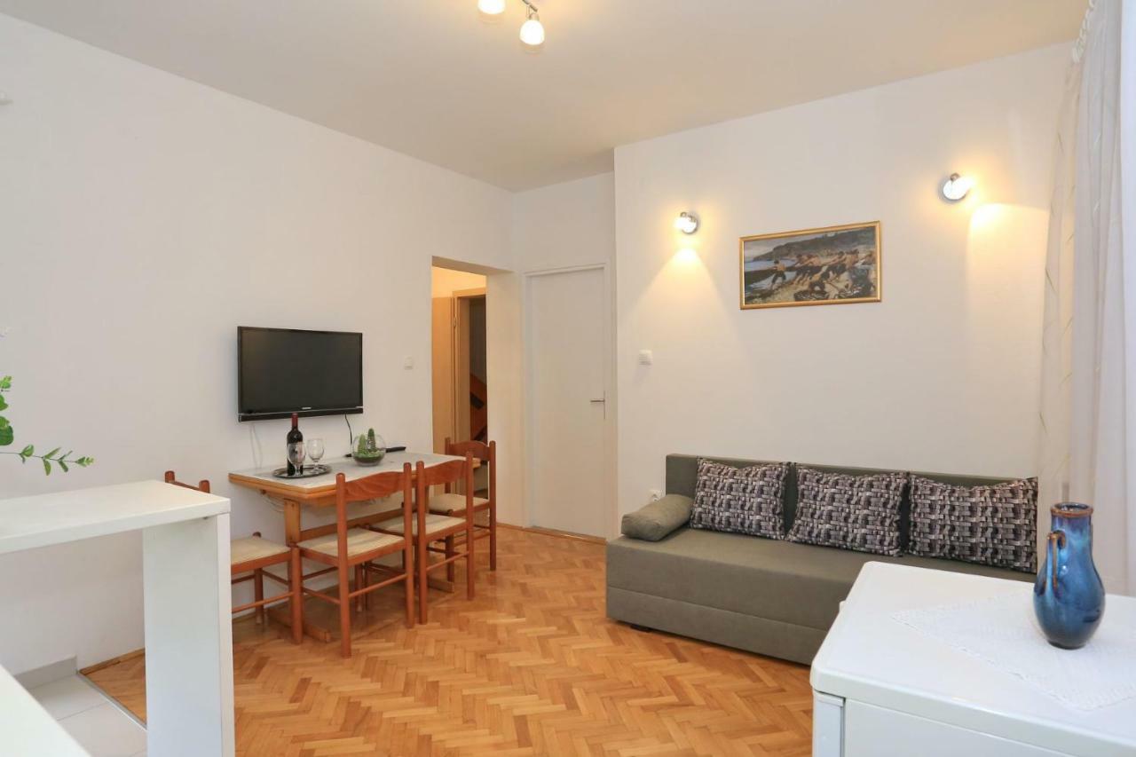 Apartments Romansa Zaton  Eksteriør bilde